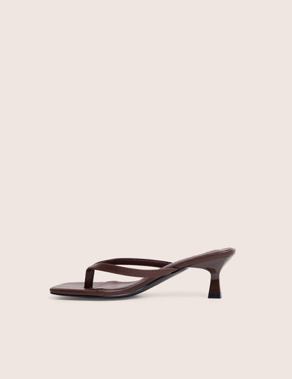Everlast Chocolate Brown Thong Flip Flop Heels