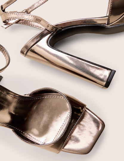 Resist Pewter Metallic Peep Toe Barley There Platform Heels