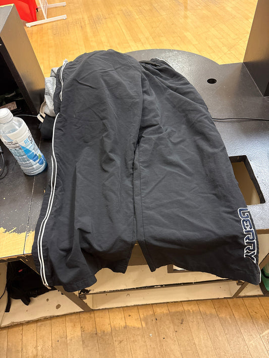 Pre owned Raspberry hills pants